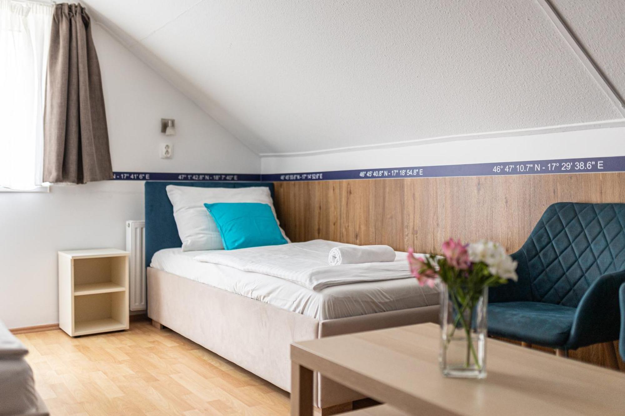Hotel Solero Siofok Bagian luar foto
