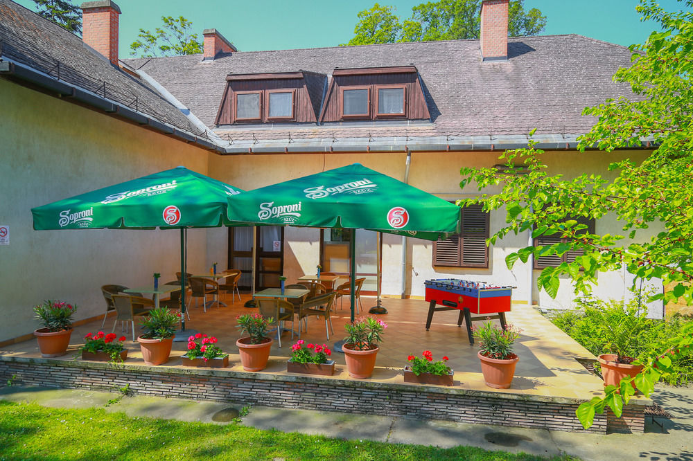 Hotel Solero Siofok Bagian luar foto