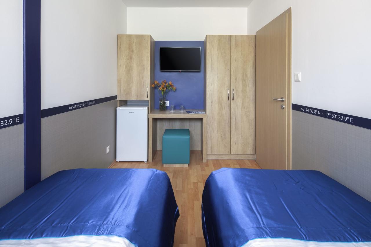 Hotel Solero Siofok Bagian luar foto
