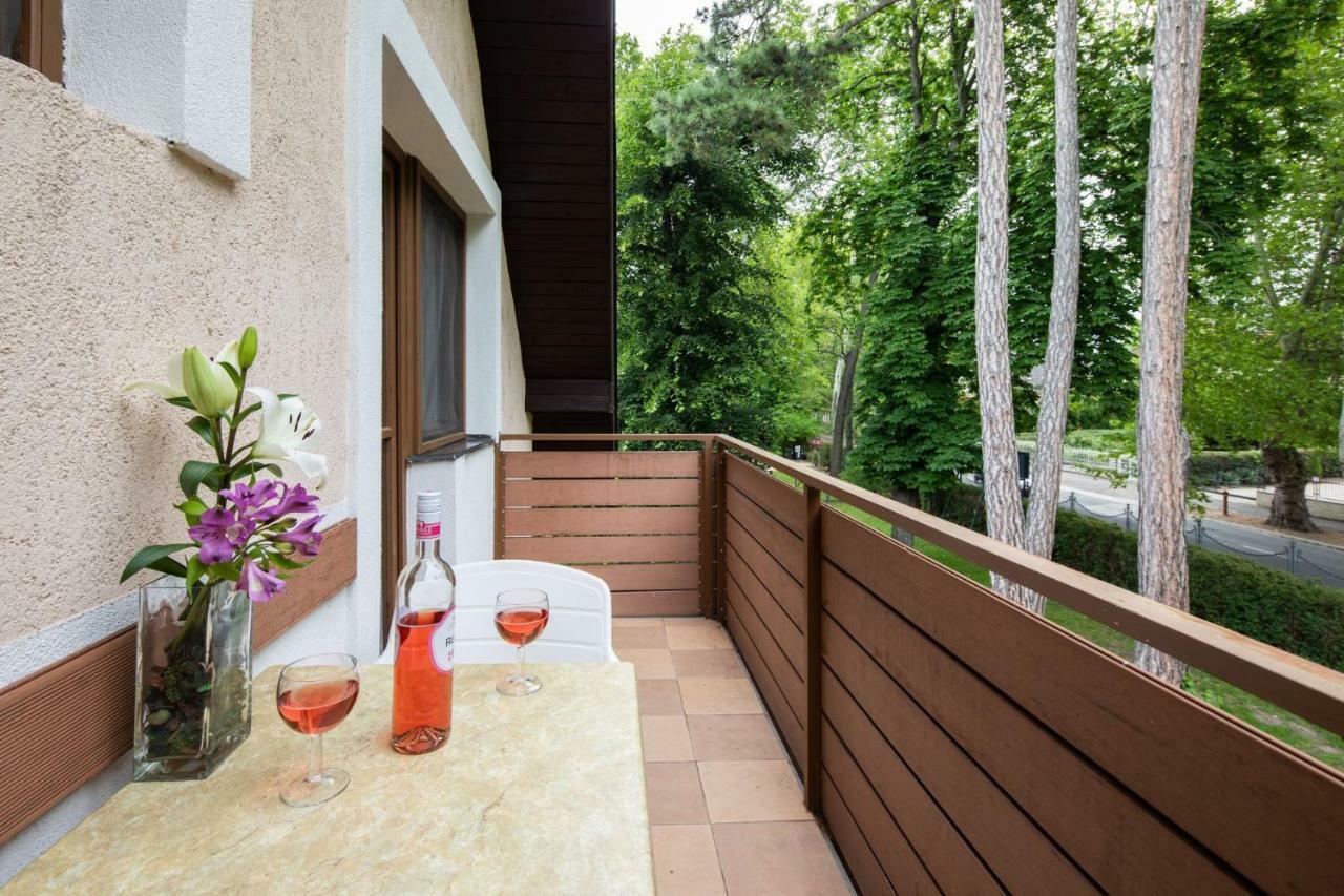 Hotel Solero Siofok Bagian luar foto